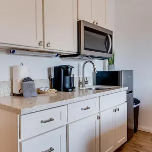 https://unit-4-maui-ohana-modern-studio.hotelsinhawaii.org